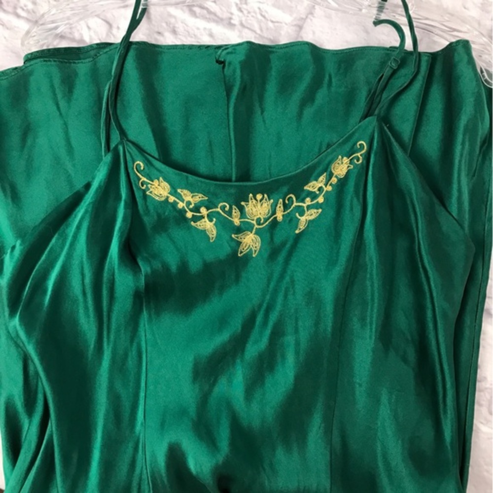 SILK Victoria’s Secret Slip Chemise‎ CTRR